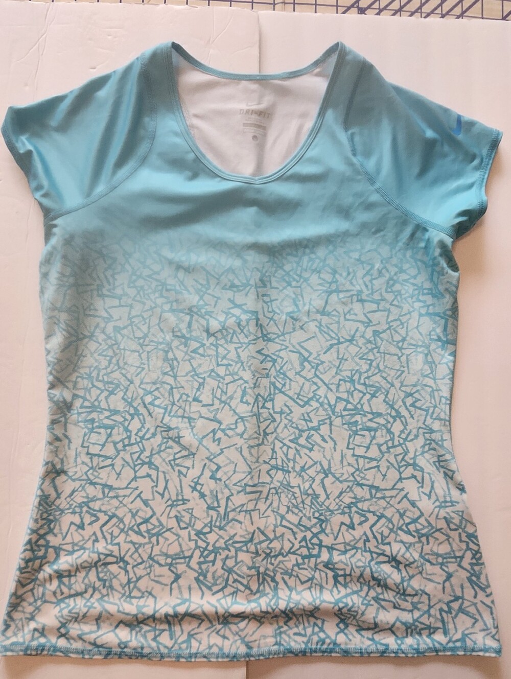 Nike Dri-Fit Aqua Blue White Ombre Pattern Scoop Neck Cap SL Athletic Shirt S LG